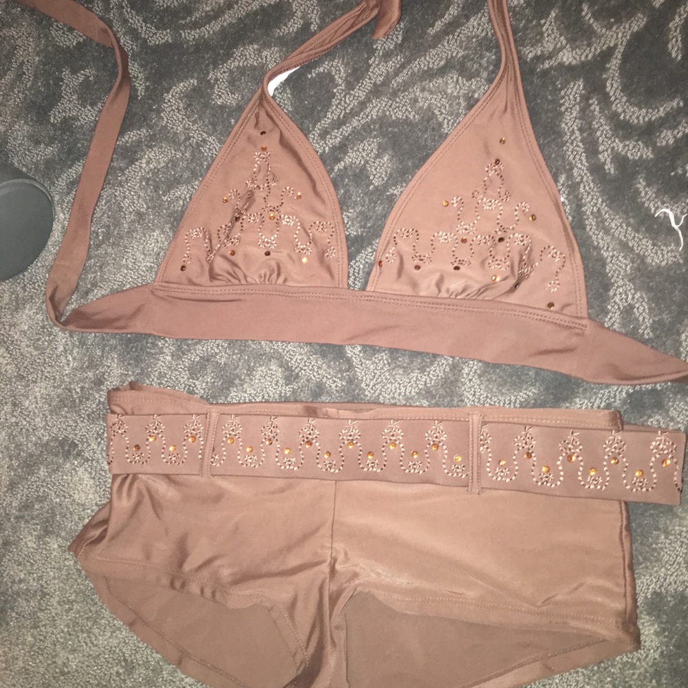 women’s brown piece